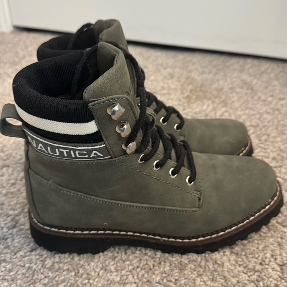 Nautica olive green boots